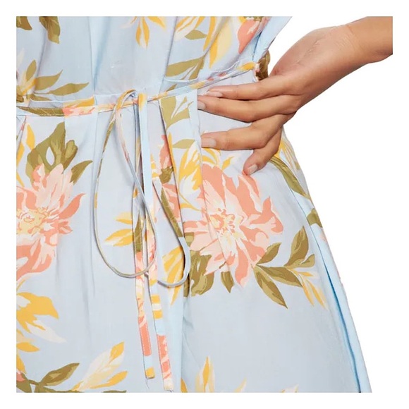 Billabong Floral Dress - Picture 3 of 9